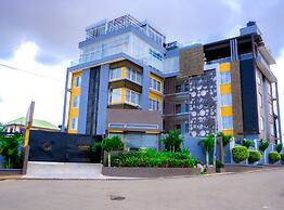 Steaman Heights Apartments