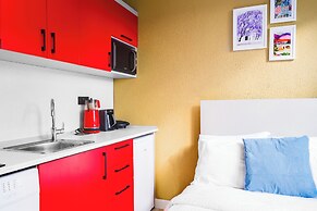 K-K Suites & Apartments