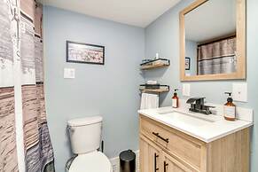 <1 Mi to Boardwalk & Beach Access: Ocean City Apt!