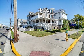 <1 Mi to Boardwalk & Beach Access: Ocean City Apt!