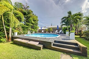 4 Mi to the Beach: Pet-friendly Oakland Park Home