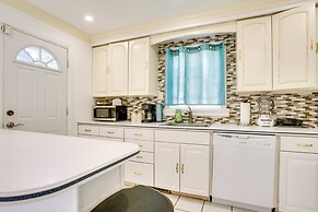 4 Mi to Nyc, Shared Yard: Englewood Apartment!