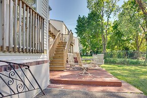 Shared Yard, 4 Mi to Nyc: Englewood Apartment!