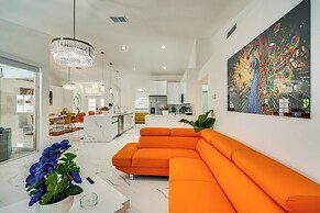 Private Pool, 8 Mi to Beach: Chic Cape Coral Home