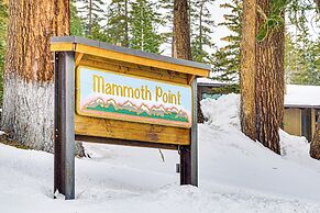 Walk to Ski Lift: Mtn-view Condo in Mammoth Lakes