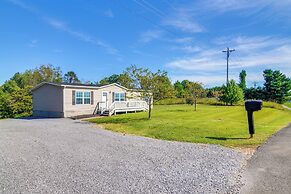 2 Mi to Lake Cumberland: Family-friendly Retreat!