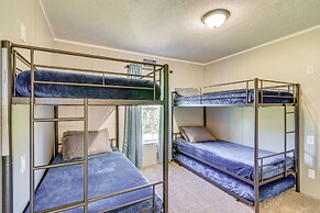 2 Mi to Lake Cumberland: Family-friendly Retreat!