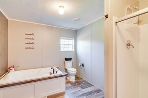 2 Mi to Lake Cumberland: Family-friendly Retreat!