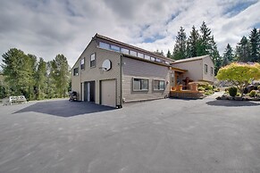 Pet-friendly Auburn Home on 3 Acres