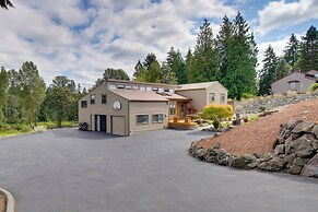 Pet-friendly Auburn Home on 3 Acres