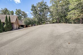 Spacious Home w/ Hiking Trail Access in Bristol!