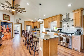 Millsap Home on 150 Acres w/ Trails: Pet-friendly!