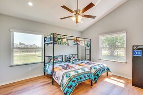 Millsap Home on 150 Acres w/ Trails: Pet-friendly!