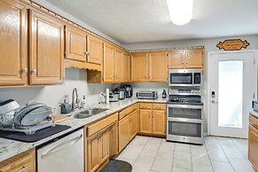 Game Room, 20 Mi to Nashville: Smyrna Home