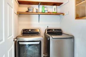 Game Room, 20 Mi to Nashville: Smyrna Home