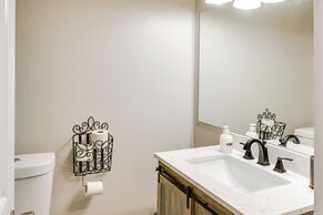 Game Room, 20 Mi to Nashville: Smyrna Home