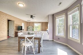 Downtown Condo ~ 23 Mi to Hocking Hills State Park