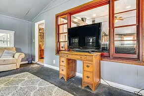 Lake Escape w/ Hot Tub & Docks in Hope!