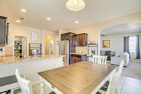 Family-friendly Home w/ Mtn View in Albuquerque!