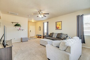 Family-friendly Home w/ Mtn View in Albuquerque!