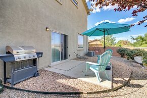 Family-friendly Home w/ Mtn View in Albuquerque!