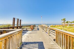 Sandestin Resort Condo w/ 6-seater Golf Cart