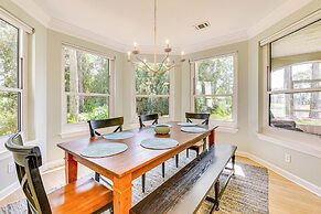 Sandestin Resort Condo w/ 6-seater Golf Cart