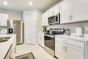 Port Charlotte Home w/ Pool: 8 Mi to Beach!