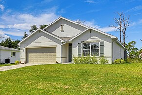 Port Charlotte Home w/ Pool: 8 Mi to Beach!