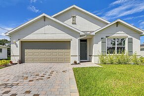 Port Charlotte Home w/ Pool: 8 Mi to Beach!