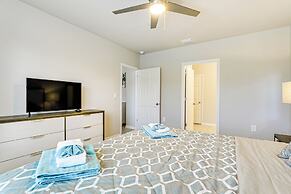 Port Charlotte Home w/ Pool: 8 Mi to Beach!