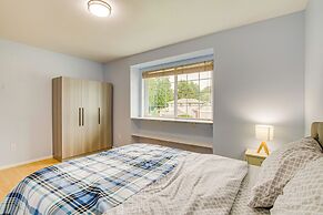 Washington Retreat w/ Yard - Near Seattle!