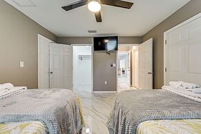 Lutz Home ~ 14 Mi to Downtown Tampa