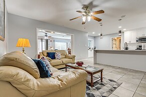 Lutz Home ~ 14 Mi to Downtown Tampa