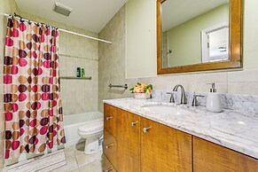 Lutz Home ~ 14 Mi to Downtown Tampa