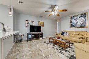 Lutz Home ~ 14 Mi to Downtown Tampa