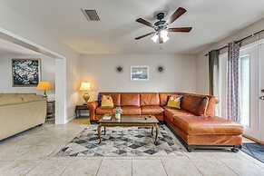 Lutz Home ~ 14 Mi to Downtown Tampa