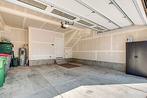 Beautiful Water Views: Coastal Oregon Townhome!