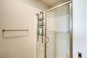Beautiful Water Views: Coastal Oregon Townhome!
