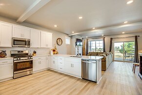 Beautiful Water Views: Coastal Oregon Townhome!