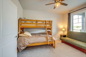 Beautiful Water Views: Coastal Oregon Townhome!