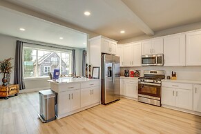 Beautiful Water Views: Coastal Oregon Townhome!