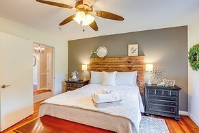 1925 Vintage Farmhouse Close to Everything