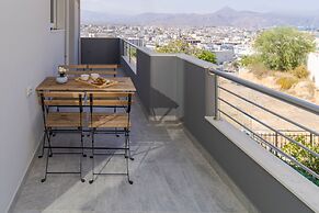 Heraklion 2Bd Oasis w Relaxing Patio