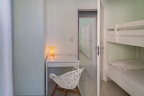 Heraklion 2Bd Oasis w Relaxing Patio