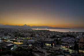 Heraklion 2Bd Oasis w Relaxing Patio