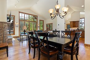 43 Thackwell 3 Bedroom Condo