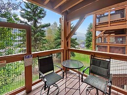 201 Town Pointe Escape! 3 Bedroom Condo