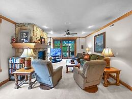 201 Town Pointe Escape! 3 Bedroom Condo