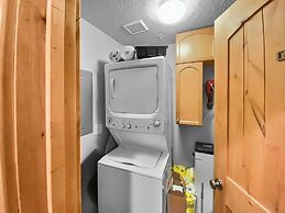 201 Town Pointe Escape! 3 Bedroom Condo